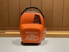 AED（フロント設置）