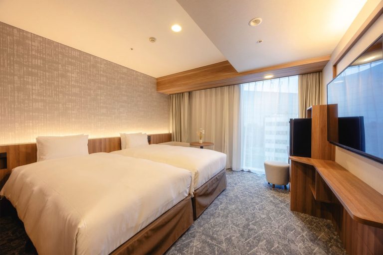 Executive Floor: Sample Twin Room / 22 square meters