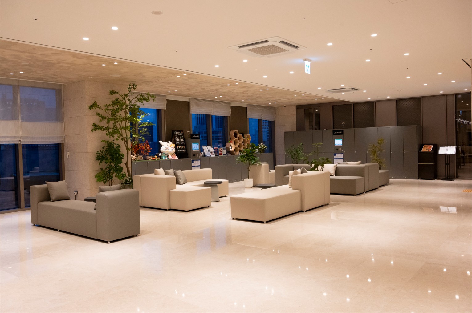 フロントロビー（11階）