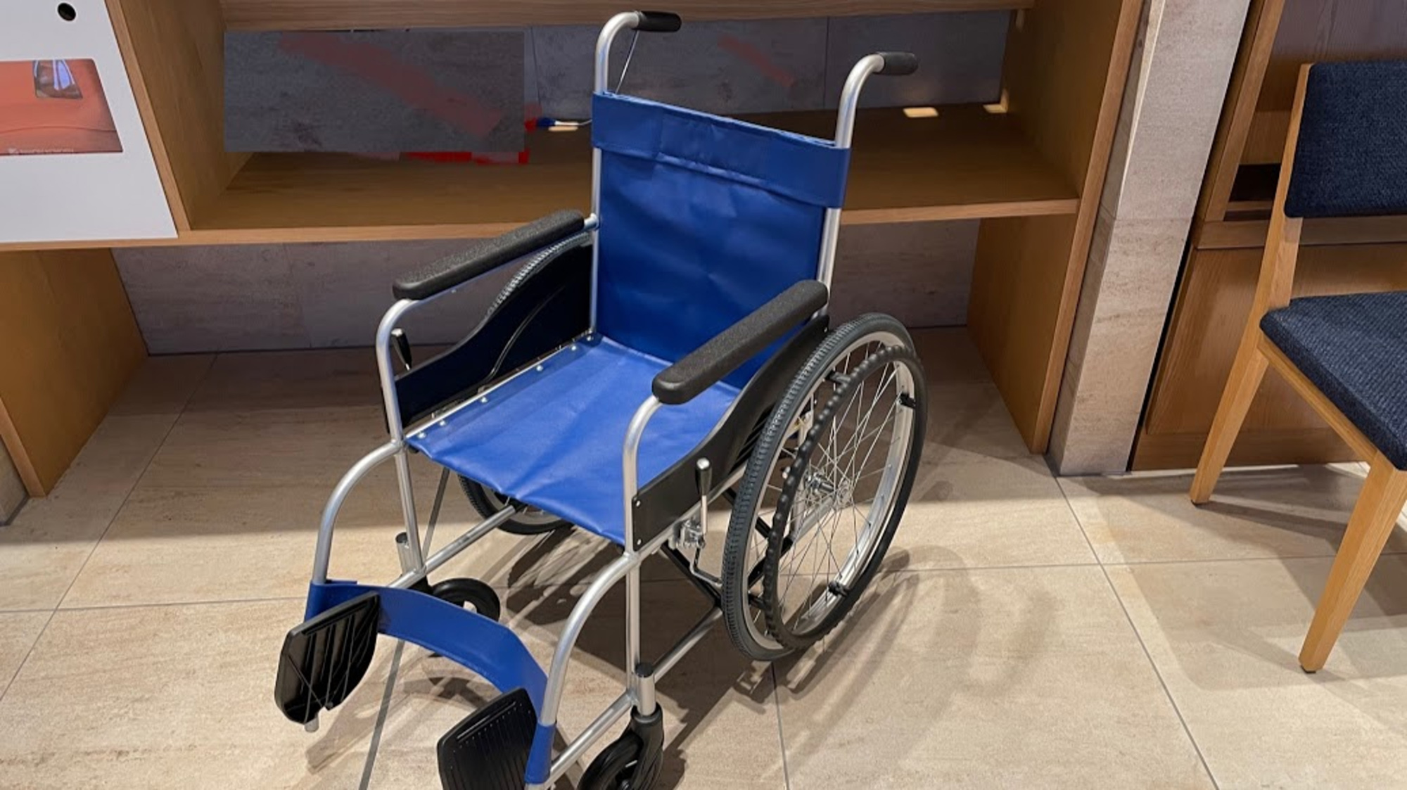 [Equipment Available for Loan] Wheelchairs
