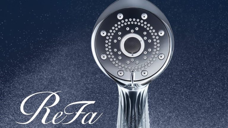 ReFa Beauty Products Installed in the Ladies' Room_ReFa Fine Bubble Pure