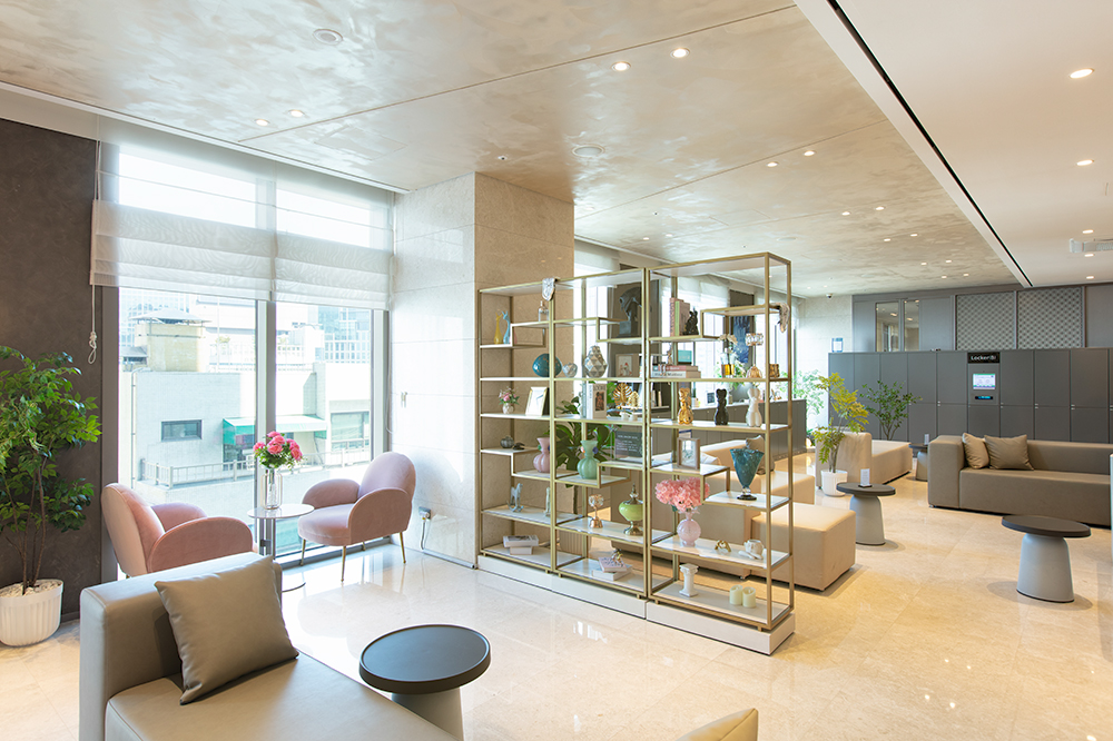 フロントロビー（11階）