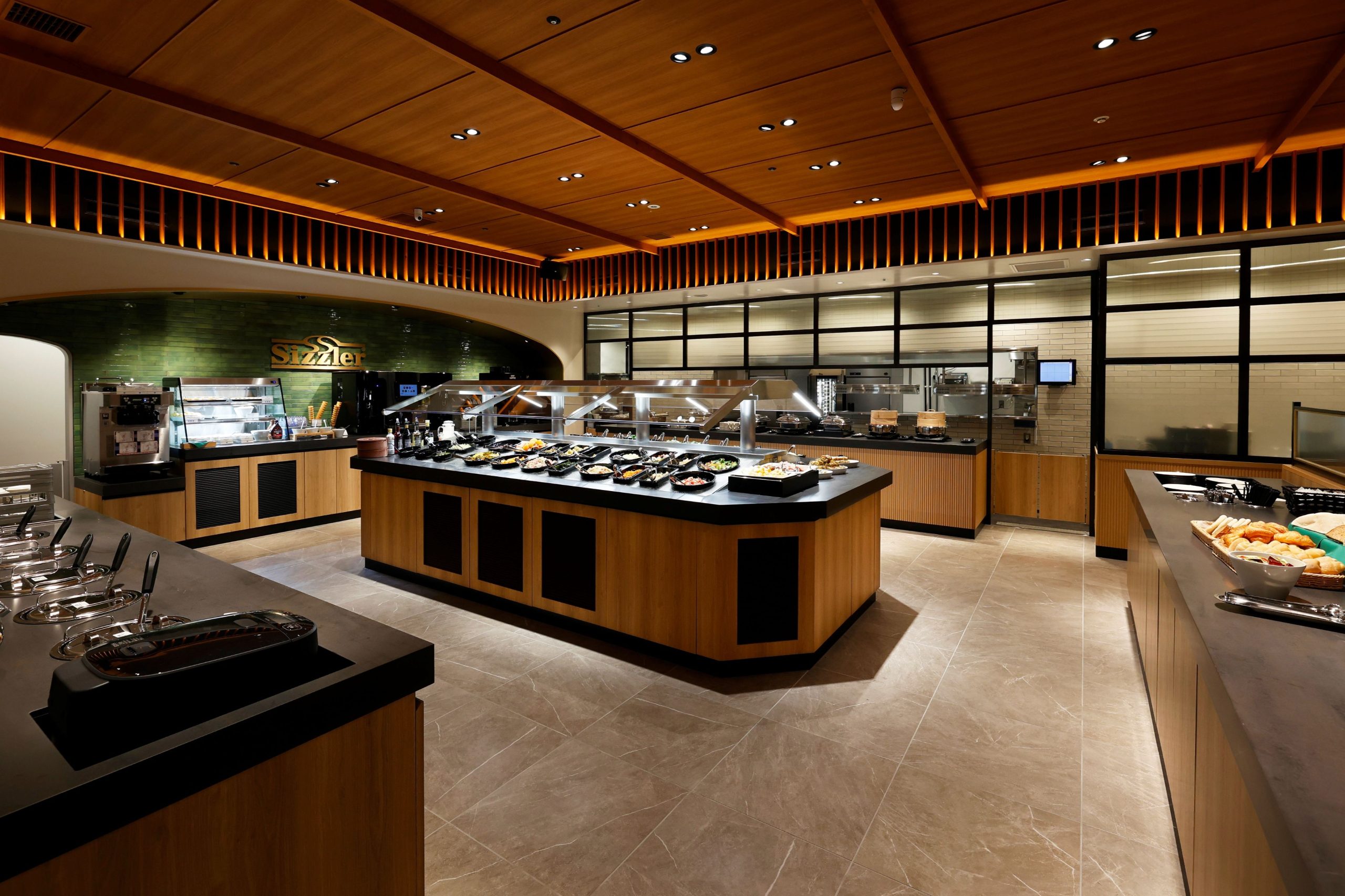 1F シズラー新宿東宝ビル店 サムネイル