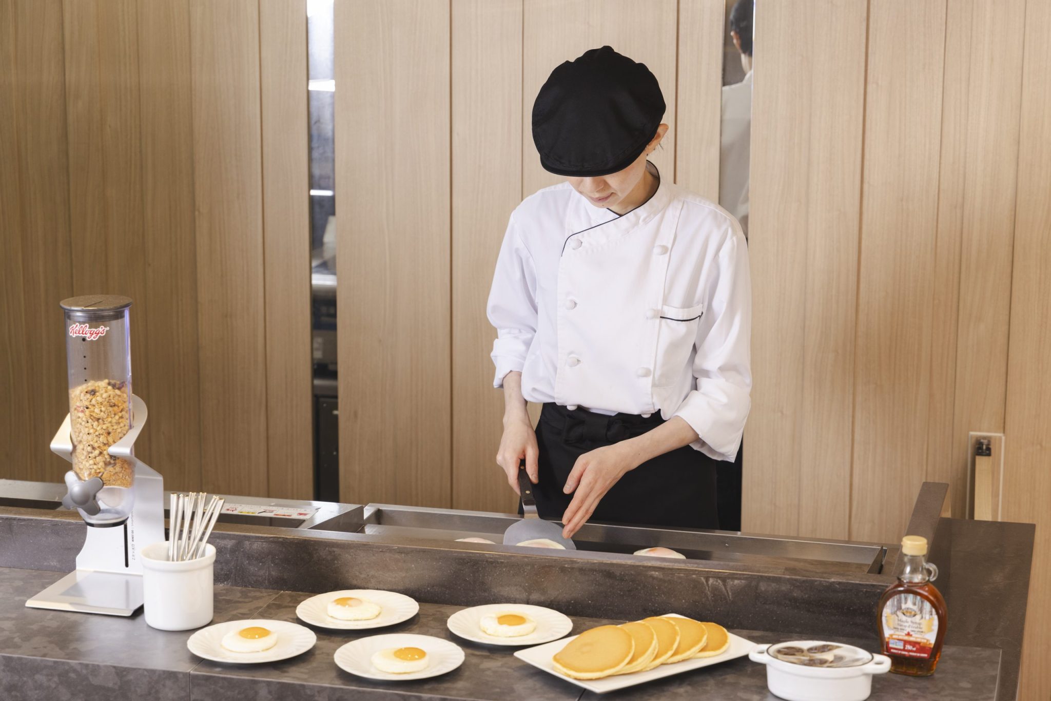 朝食ビュッフェ　イメージ
